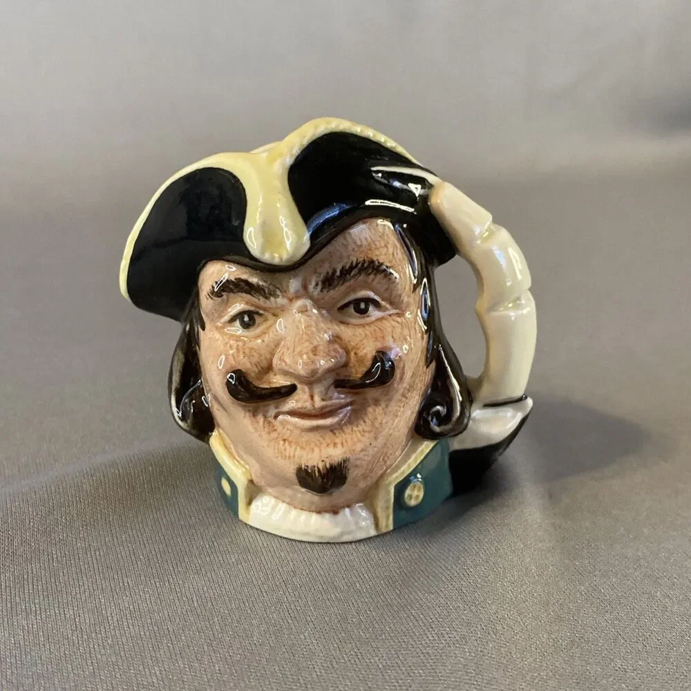 Vintage Royal Doulton Capt. Henry Morgan 2.5” Small Toby Jug Mug D6510